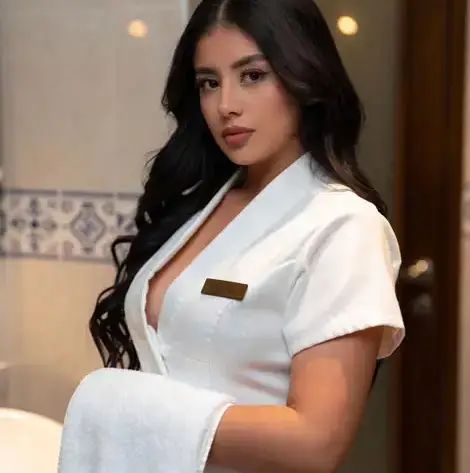 Masaje zen de relajación profunda con masajista paisa en Luxury Spa